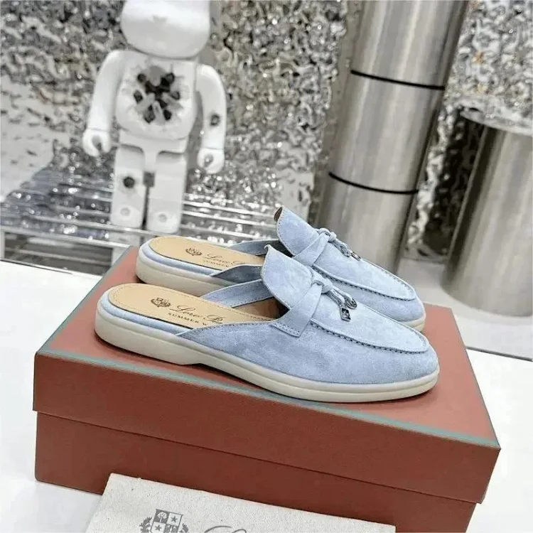 Lo Pian Love Slippers  